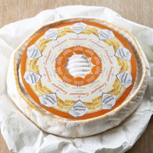 fromager d'affinois le campagnier with amber-coloured rind